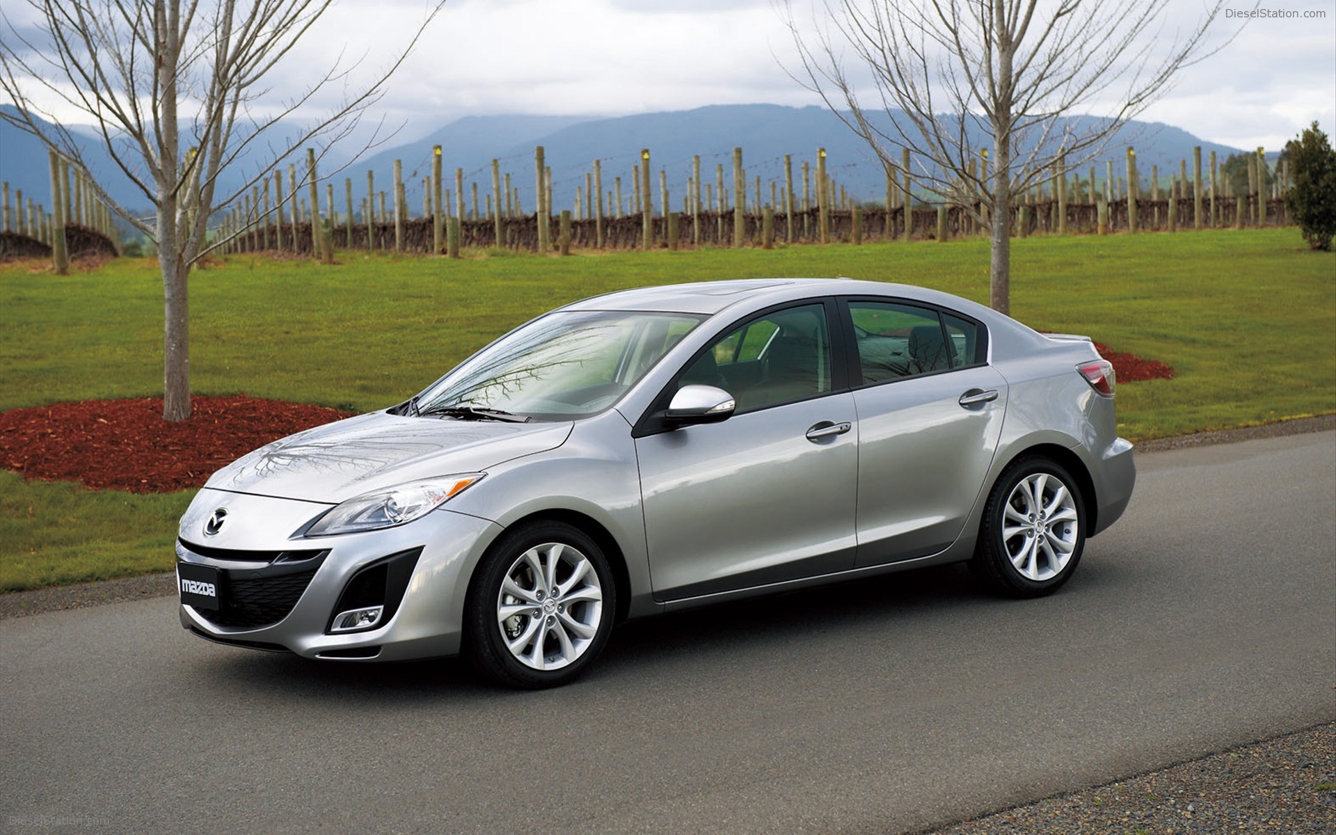 Mazda 3 Sedan 2010